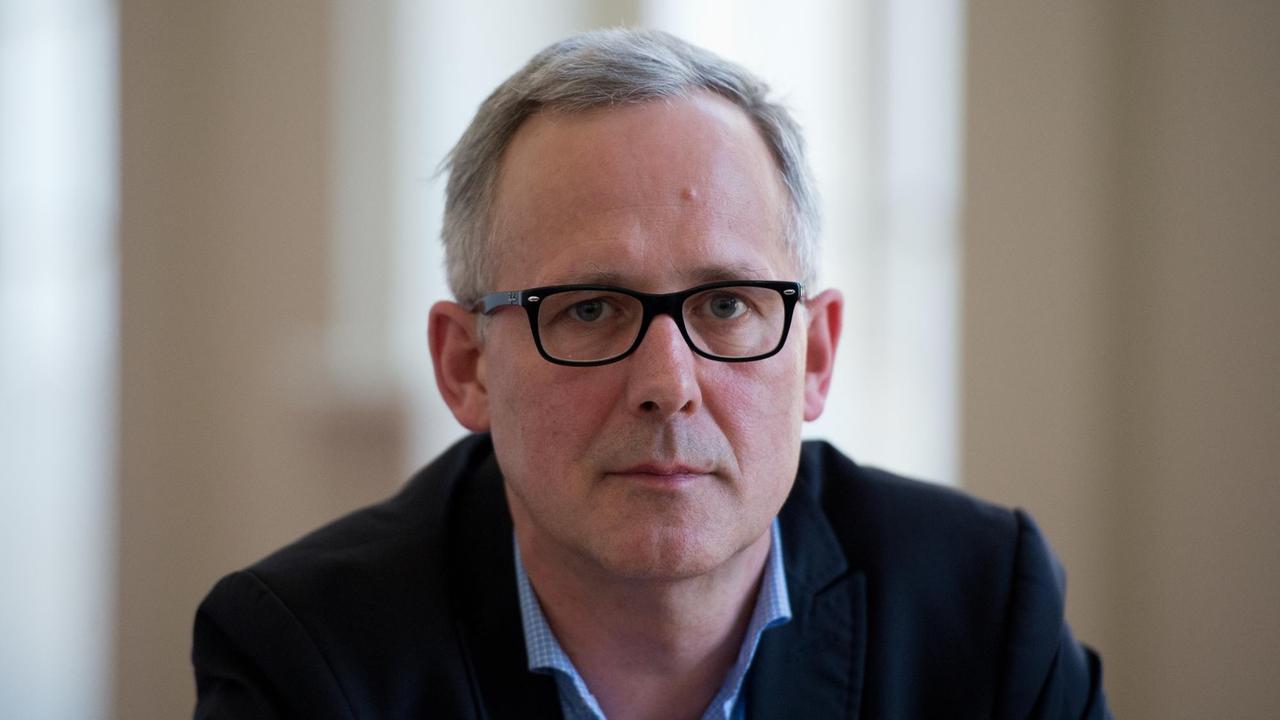 Joachim Klement, Intendant im Staatsschauspiel Dresden. Joachim Klement, Intendant im Staatsschauspiel Dresden.