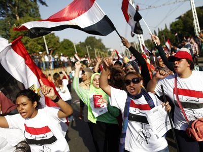 Oppositionsgegner gehen gegen Präsident Mursi in Kairo auf die Straße