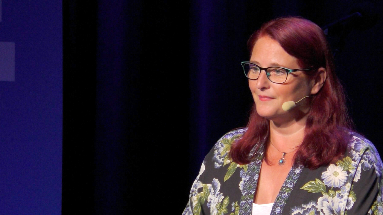 Die Kabarettistin Anny Hartmann Die Kabarettistin Anny Hartmann