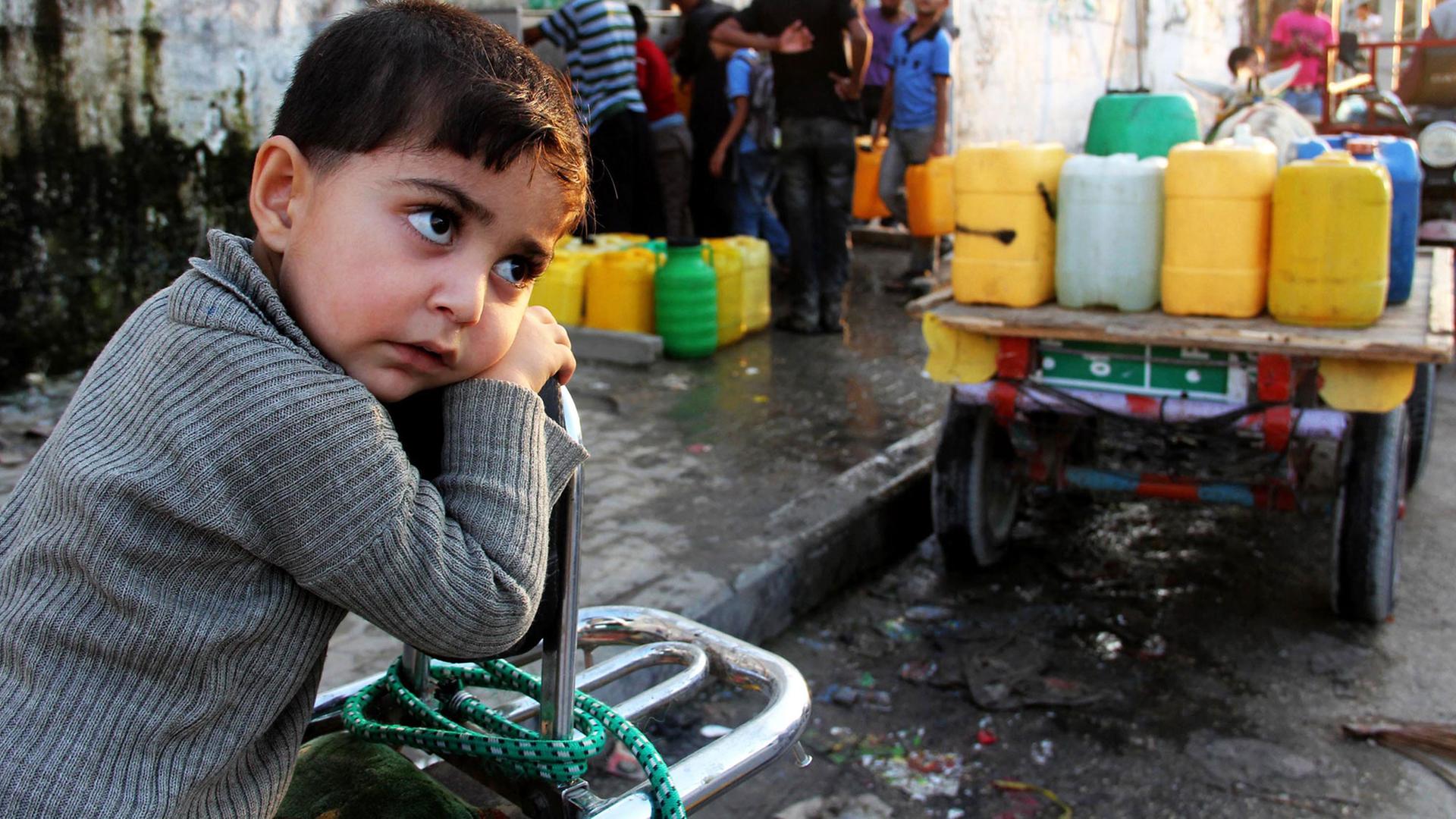 Die Kinder im Gaza-Streifen haben unter der Gewalt zwischen Israel und der Hamas am meisten zu leiden. Die Kinder im Gaza-Streifen haben unter der Gewalt zwischen Israel und der Hamas am meisten zu leiden.