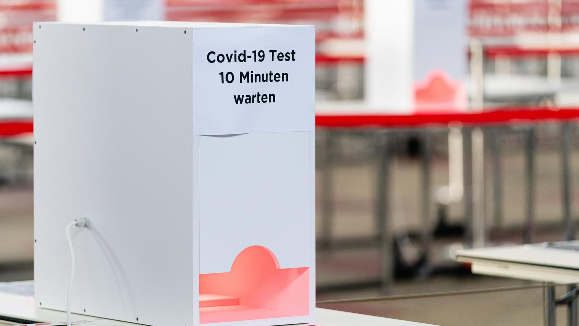 Eröffnung der größten Teststraße Österreichs für Covid-19-Antigen-Schnelltests in Wien Eröffnung der größten Teststraße Österreichs für Covid-19-Antigen-Schnelltests in Wien
