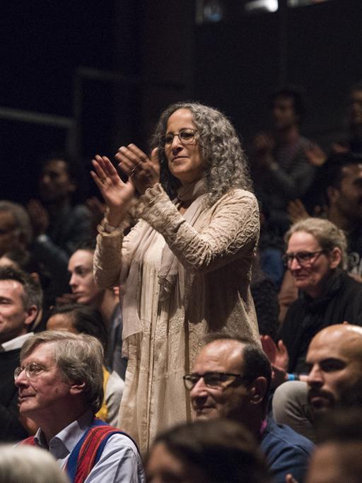 Gina Belafonte nach der Vorstellung von »Women« von Sasha Waltz beim Festival ZUHÖREN