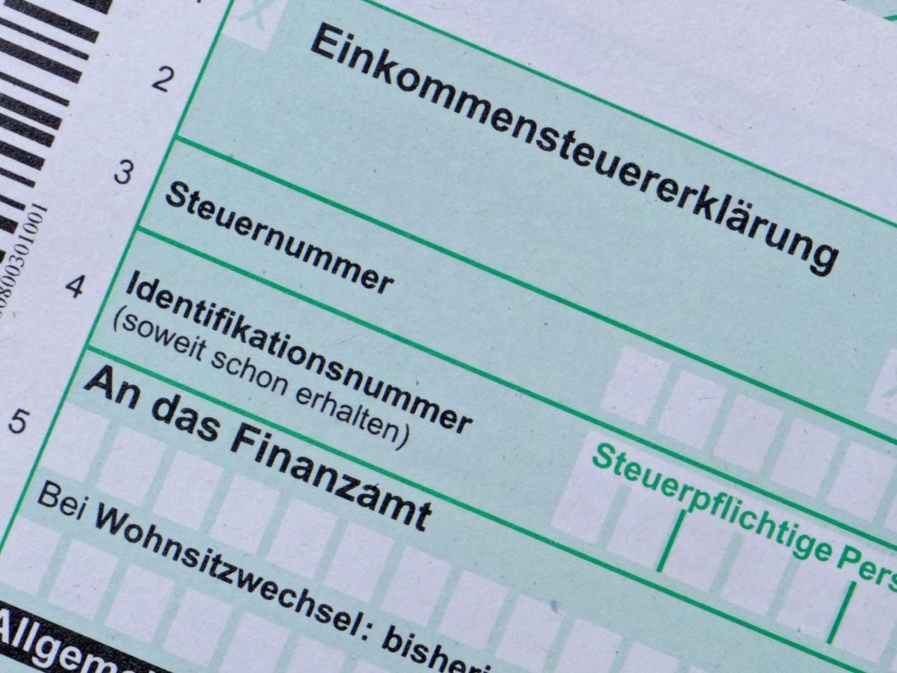 Bei der "Kalten Progression" gibt es die Lohnerhöhungen nur auf dem Papier. Bei der "Kalten Progression" gibt es die Lohnerhöhungen nur auf dem Papier.