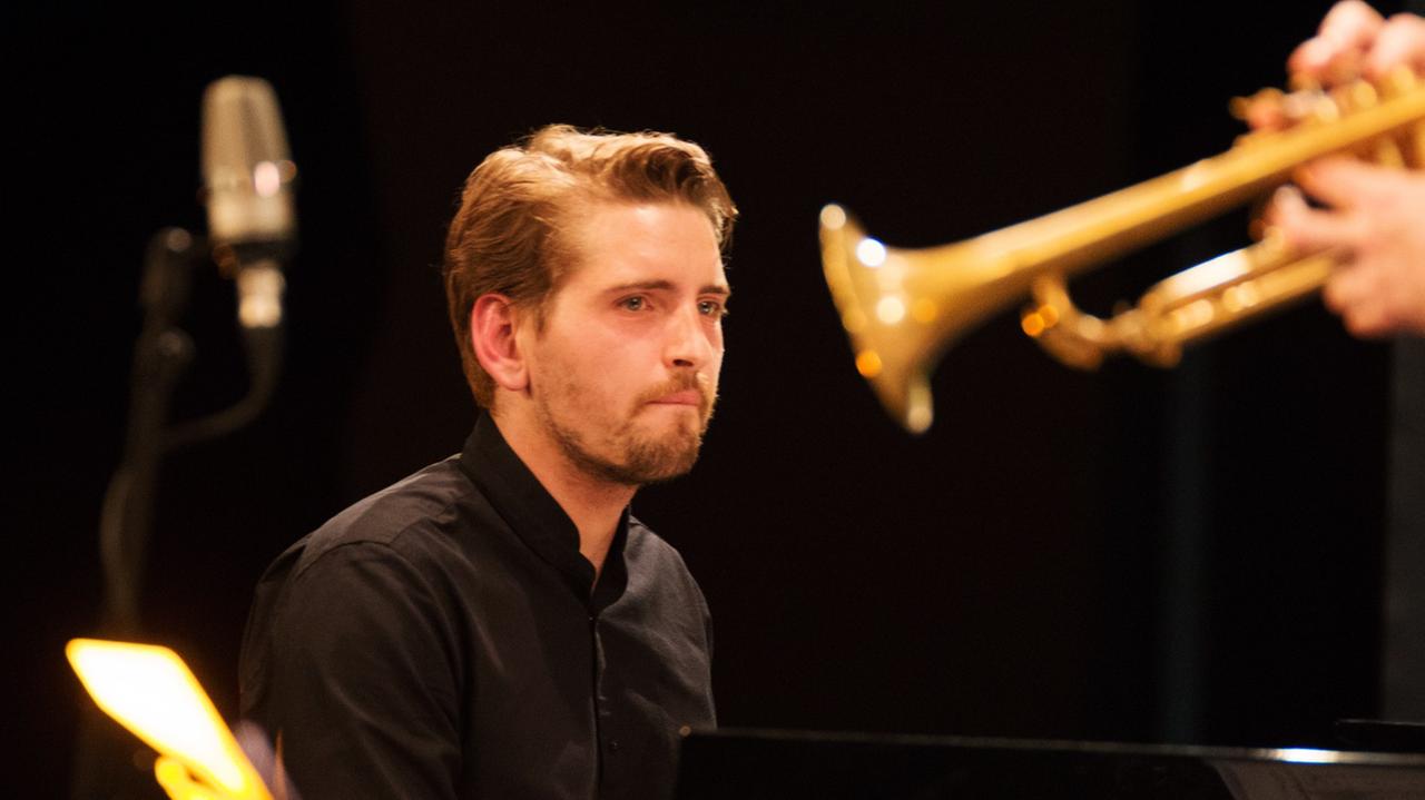 Pablo Held auf der Bühne beim Jazzfest Bonn 2018 Pablo Held auf der Bühne beim Jazzfest Bonn 2018