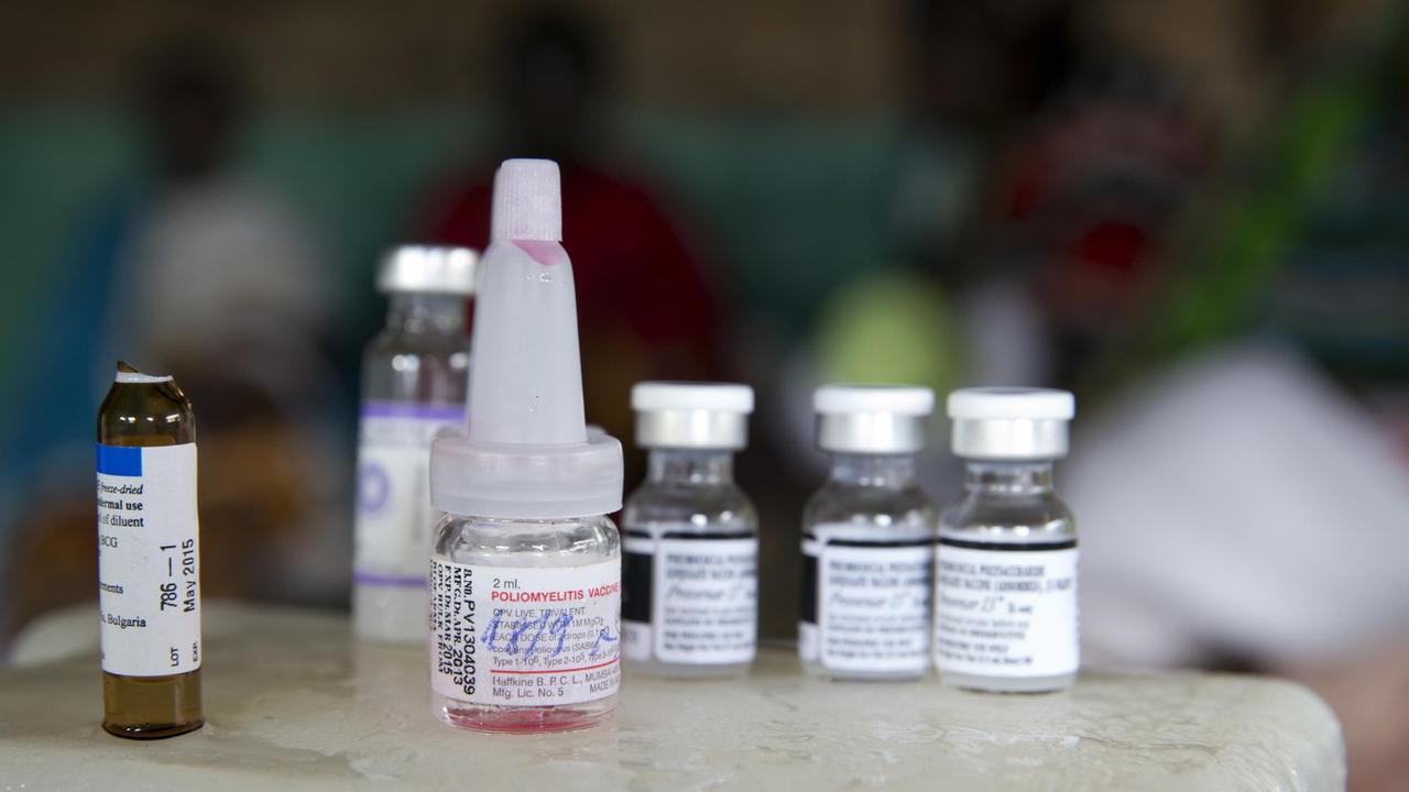 Impfstoff gegen Tuberkulose und Polio Impfstoff gegen Tuberkulose und Polio