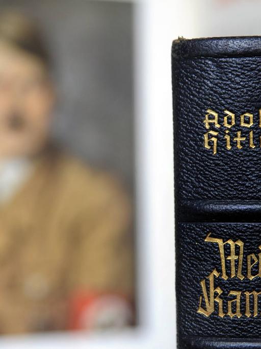 Hitlers "Mein Kampf" - Nach Wie Vor Kein Freier Verkauf