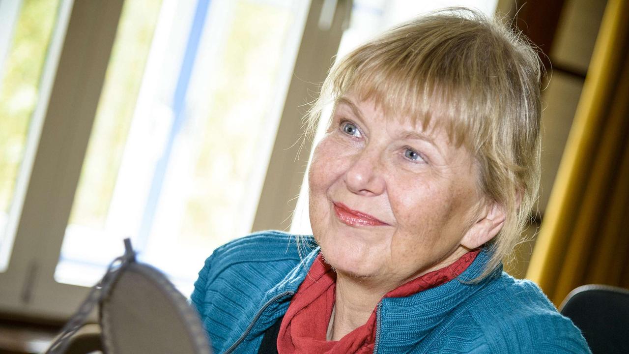 Marianne Birthler (deutsche Politikerin, Abgeordnete, Ministerin, Chefin von Bündnis 90/Grünen, Bundesbeauftragte für die Unterlagen des Staatssicherheitsdienstes der ehemaligen DDR 2000-2011) Marianne Birthler (deutsche Politikerin, Abgeordnete, Ministerin, Chefin von Bündnis 90/Grünen, Bundesbeauftragte für die Unterlagen des Staatssicherheitsdienstes der ehemaligen DDR 2000-2011)