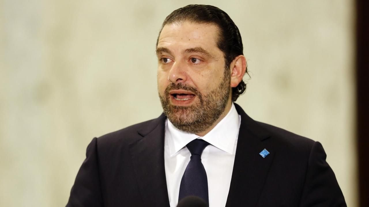 Der libanesische Ministerpräsident Saad Hariri am 3. November vor Journalisten in Beirut. Der libanesische Ministerpräsident Saad Hariri am 3. November vor Journalisten in Beirut.