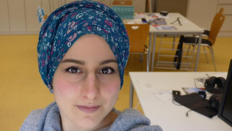 Die Studentin und Bloggerin Merve Kayikci Die Studentin und Bloggerin Merve Kayikci