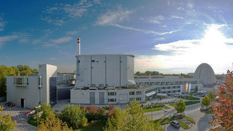 Außenansicht des Forschungsreaktor FRM II, Garching Außenansicht des Forschungsreaktor FRM II, Garching