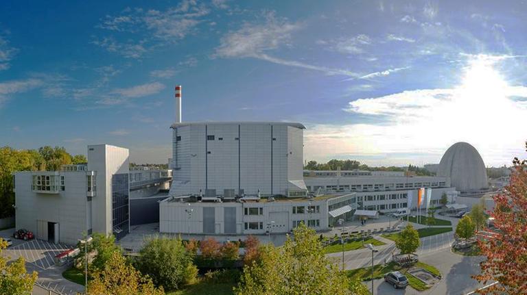 Außenansicht des Forschungsreaktor FRM II, Garching Außenansicht des Forschungsreaktor FRM II, Garching