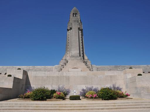 Die Gedenkstätte in Verdun-Douaumont