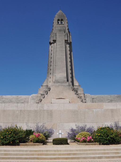 Die Gedenkstätte in Verdun-Douaumont