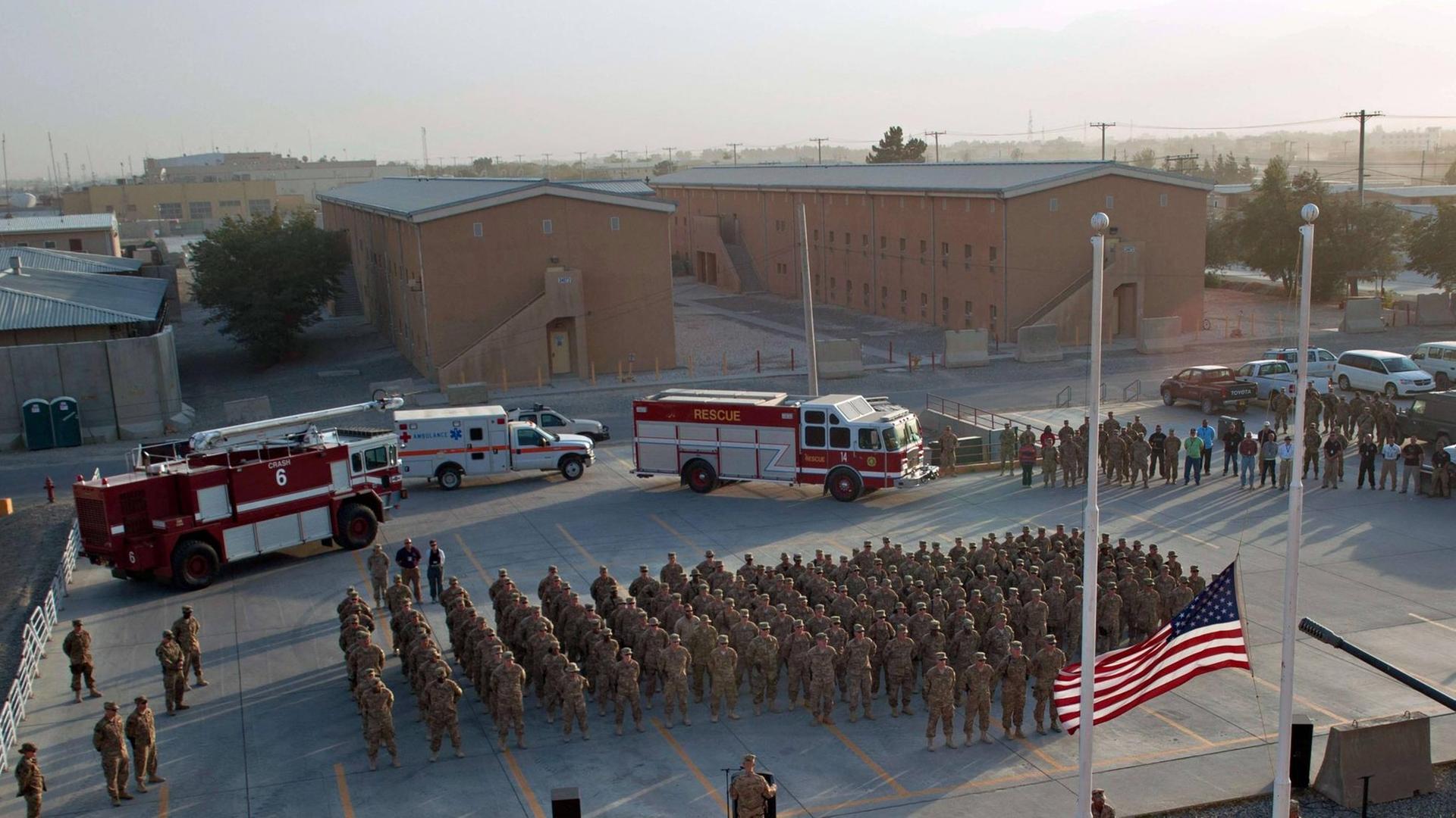 Bagram ist der größte Stützpunkt der US-Truppen in Afghanistan. Bagram ist der größte Stützpunkt der US-Truppen in Afghanistan.