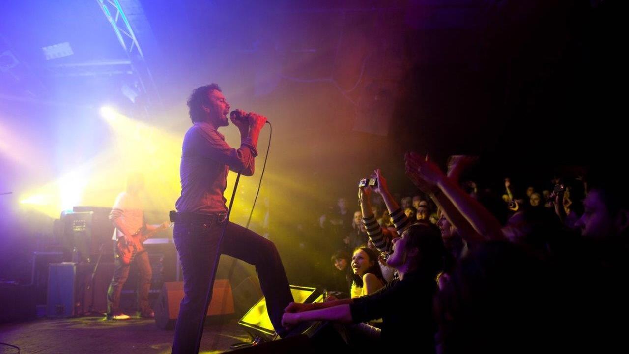 Swjatoslaw Wakartschuk (Okean Elzy) beinem Auftritt am 11.10.2009 in der Markthalle in Hamburg. Swjatoslaw Wakartschuk (Okean Elzy) beinem Auftritt am 11.10.2009 in der Markthalle in Hamburg.