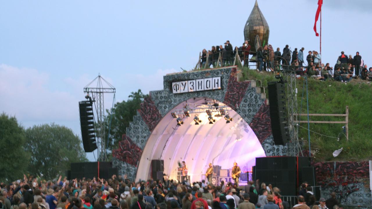 Bühne beim Fusion-Festival in Lärz 2011 Bühne beim Fusion-Festival in Lärz 2011