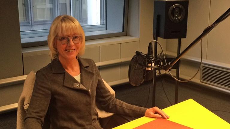 Elfi Scho-Antwerpes im Deutschlandfunk Elfi Scho-Antwerpes im Deutschlandfunk
