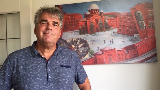Frans Douw, Ex-Gefängnisdirektor und Podcaster für die Belange lebenslänglich Inhaftierter Frans Douw, Ex-Gefängnisdirektor und Podcaster für die Belange lebenslänglich Inhaftierter