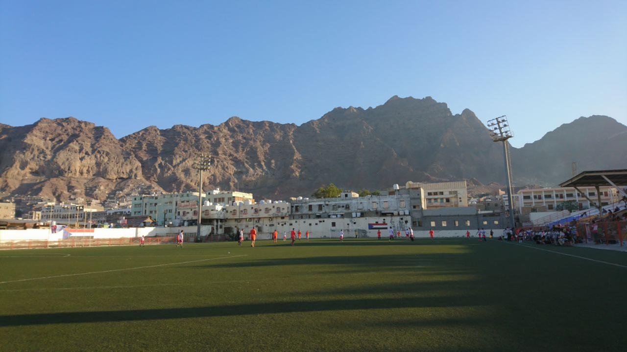 Blick auf einen Fußballplatz im Jemen Blick auf einen Fußballplatz im Jemen