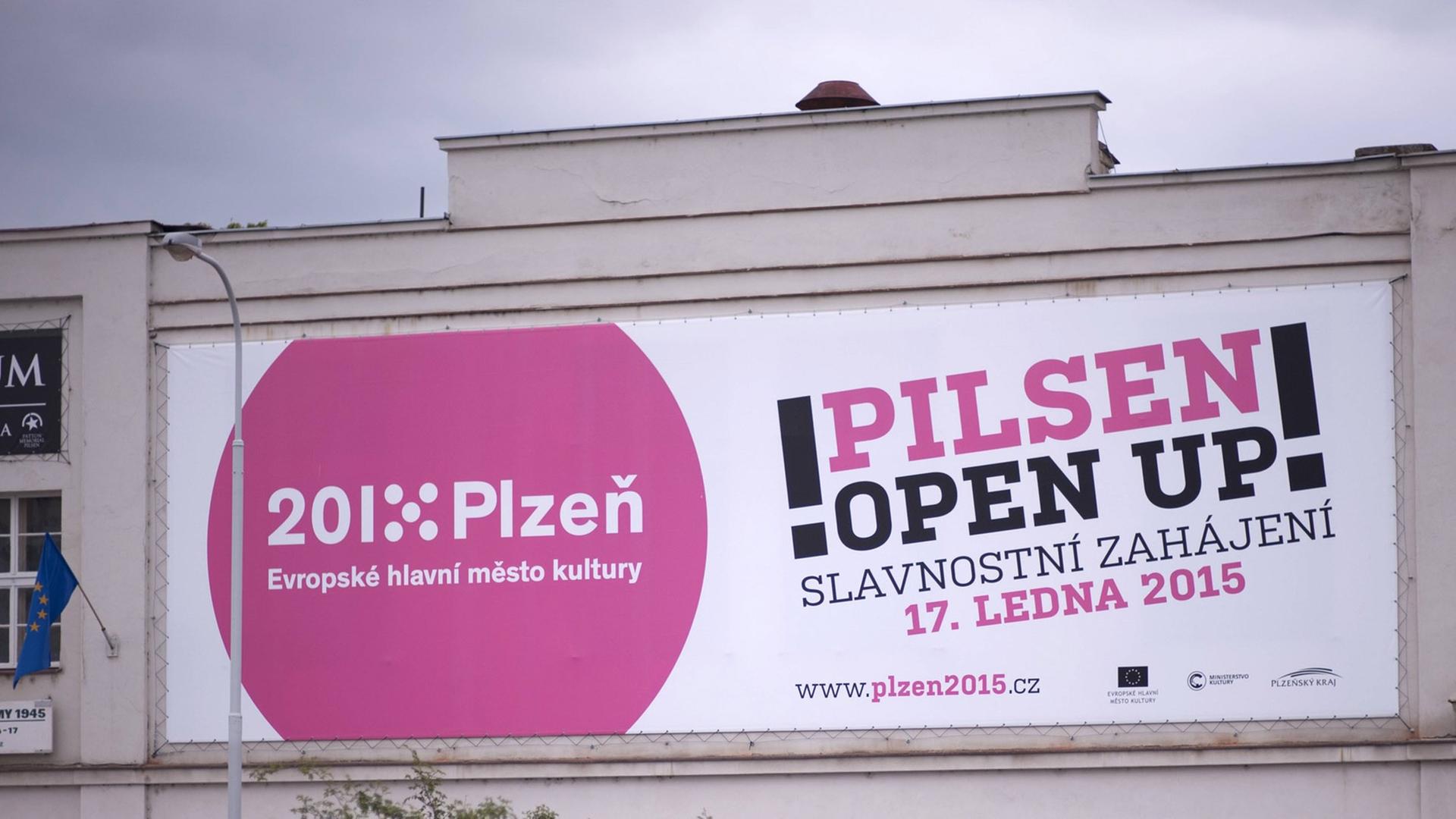 Werbung für die Kulturhauptstadt 2015 in Pilsen, Plzen. Werbung für die Kulturhauptstadt 2015 in Pilsen, Plzen.