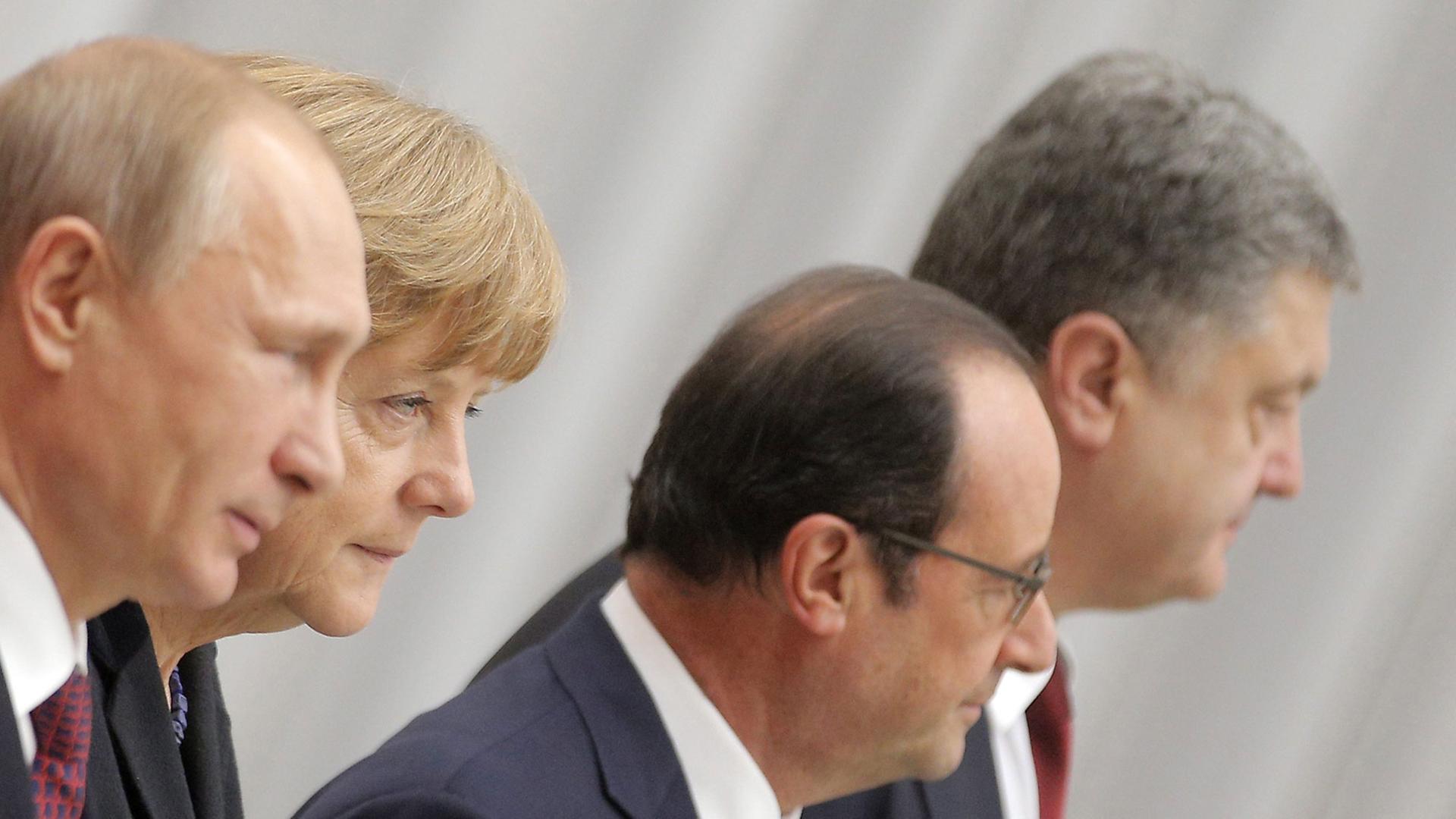 Putin, Merkel, Hollande, Poroschenko. Putin, Merkel, Hollande, Poroschenko.