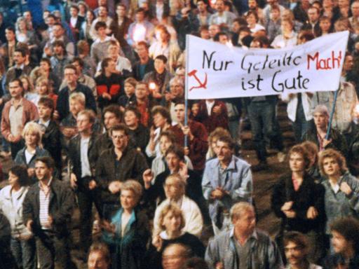 Leipzig am 23.10.1989: Rund 300.000 Menschen demonstrieren für die Freiheit.