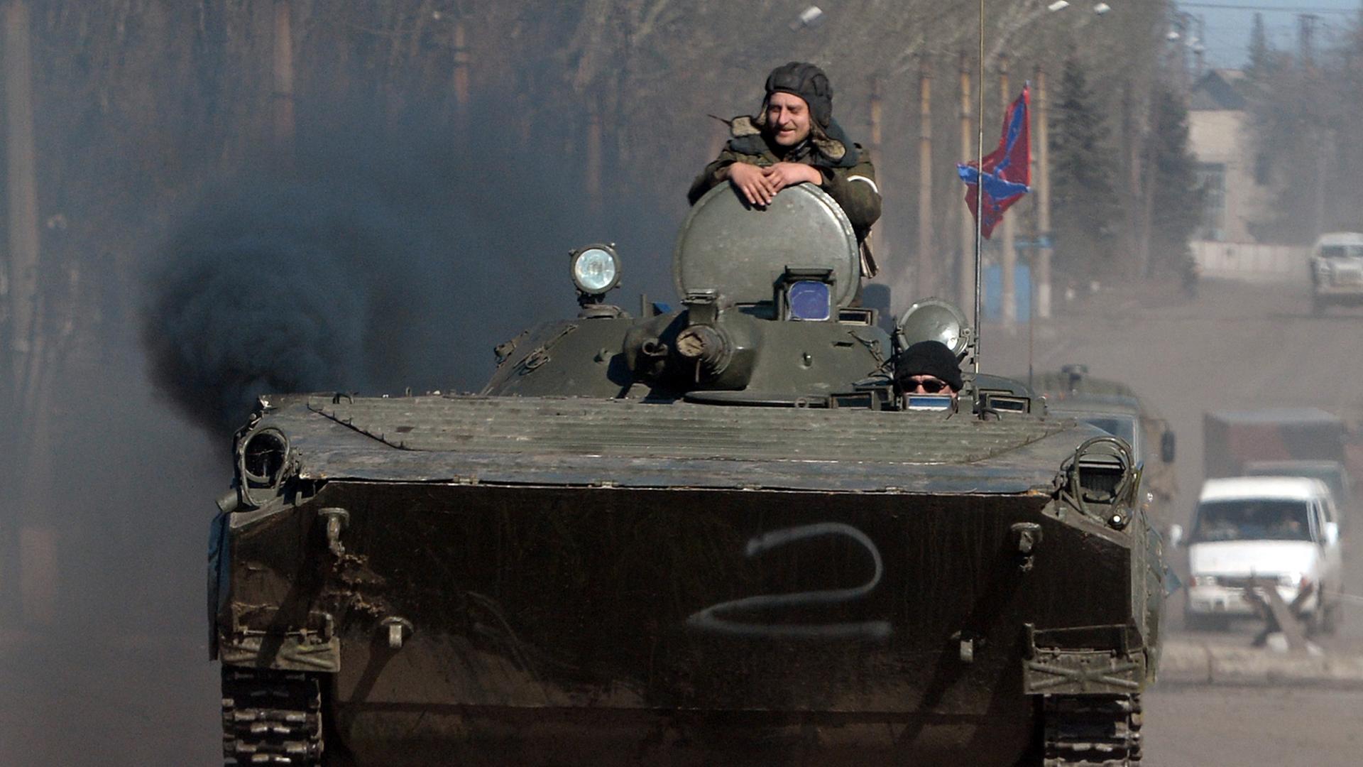 Pro-russische Separatisten in Debalzewe in der Ostukraine. Pro-russische Separatisten in Debalzewe in der Ostukraine.