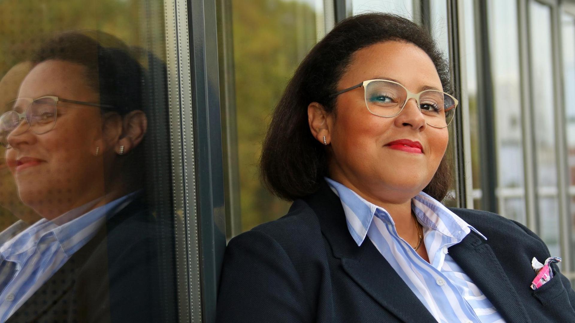Nadine Mersch leitet die Stabsstelle Sozialpolitik und Öffentlichkeit beim Sozialdienst katholischer Frauen SKF. Nadine Mersch leitet die Stabsstelle Sozialpolitik und Öffentlichkeit beim Sozialdienst katholischer Frauen SKF.