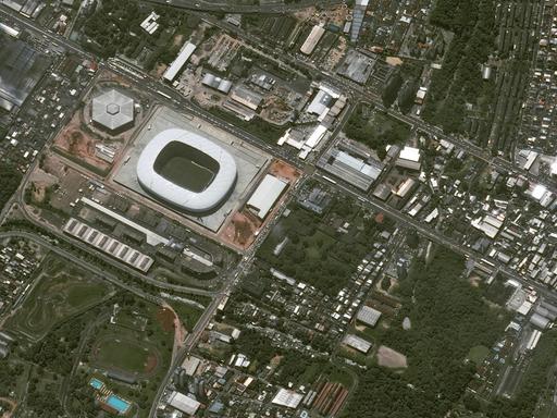 Arena da Amazonia in Manaus, aufgenommen vom Pleiades-Zwillingssatelliten von Airbus Defence and Space