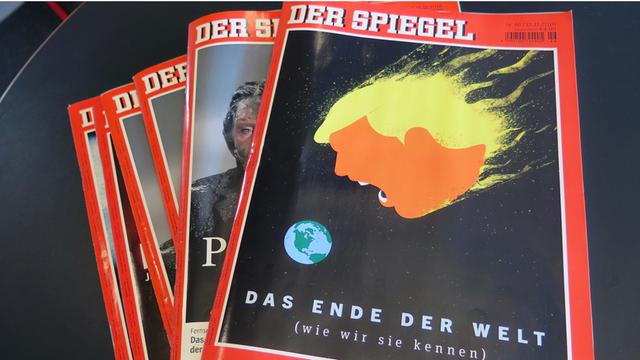 Trump als Zähne fletschender Komet auf die Erde zurasend auf dem Cover der Zeitschrift "Spiegel"
