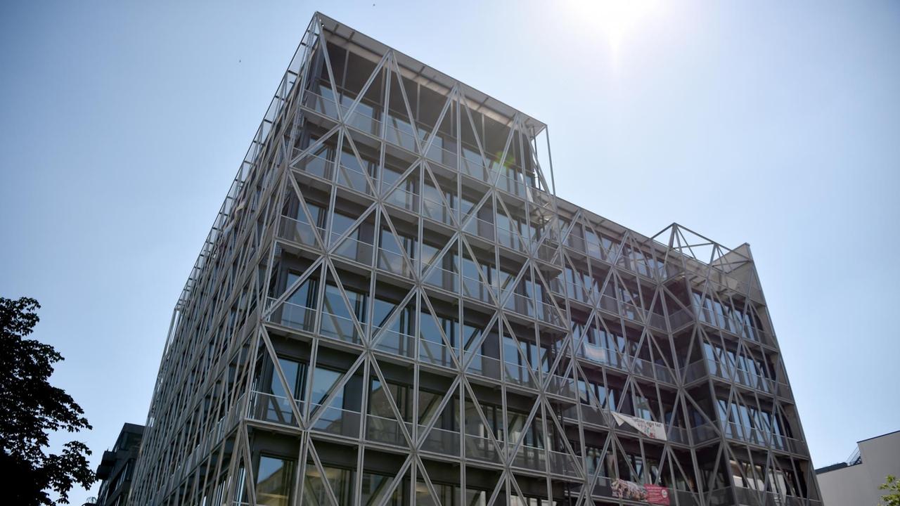 Das Gebäude der "taz" in Berlin-Mitte Das Gebäude der "taz" in Berlin-Mitte