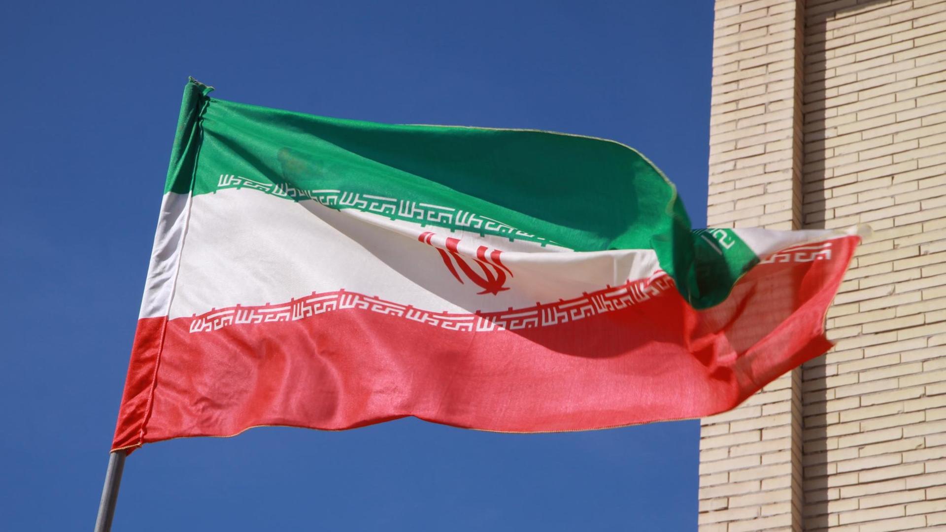 Die Flagge von dem Land Iran Die Flagge von dem Land Iran