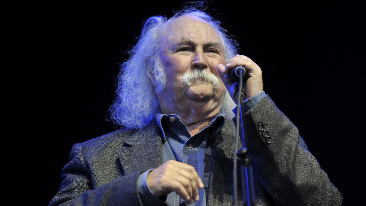 David Crosby bei einem Konzert der US-Band Crosby, Stills and Nash in Nyon (Schweiz) am 22. Juli 2010 David Crosby bei einem Konzert der US-Band Crosby, Stills and Nash in Nyon (Schweiz) am 22. Juli 2010