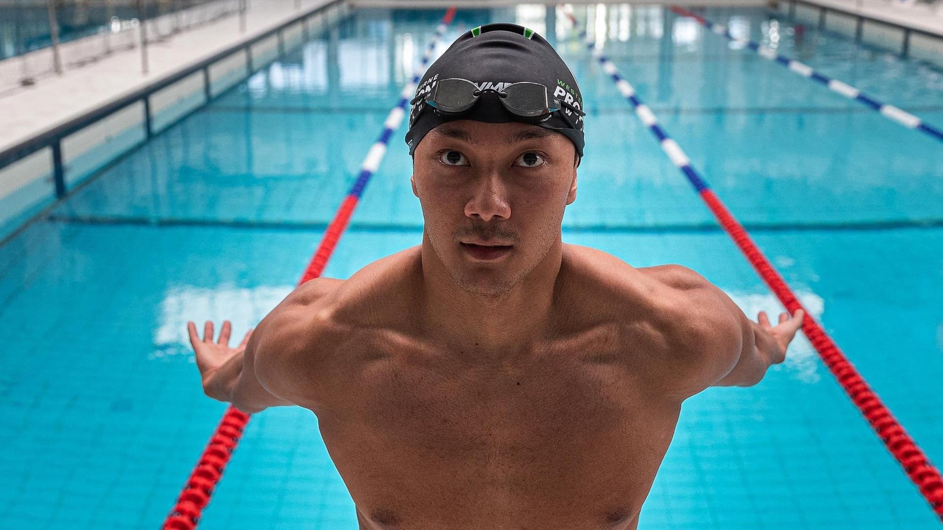 Win Htet Oo beim Training im Melbourne Aquatic Centre. Win Htet Oo beim Training im Melbourne Aquatic Centre.