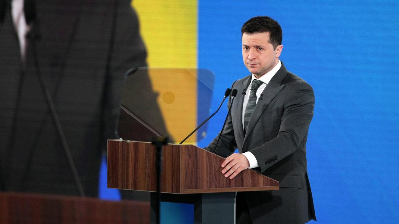 Rede des Präsidenten Wolodymyr Selenskyj in Kiew, Ukraine. 1 März 2021. Rede des Präsidenten Wolodymyr Selenskyj in Kiew, Ukraine. 1 März 2021.