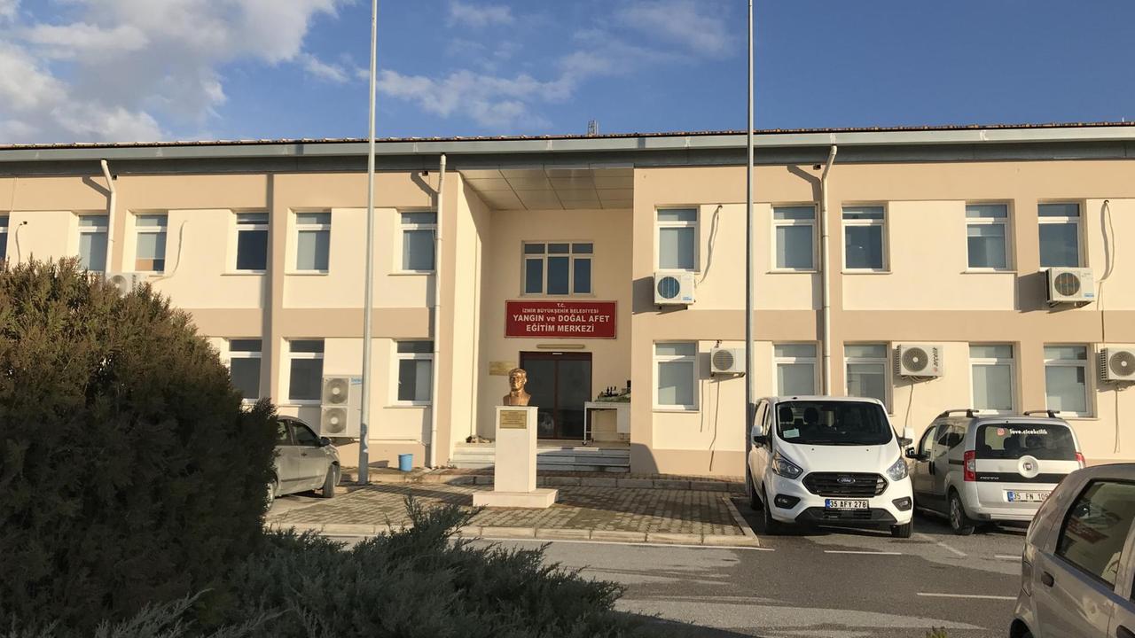 Die Feuerwehr von Izmir - Bürogebäude. Die Feuerwehr von Izmir - Bürogebäude.