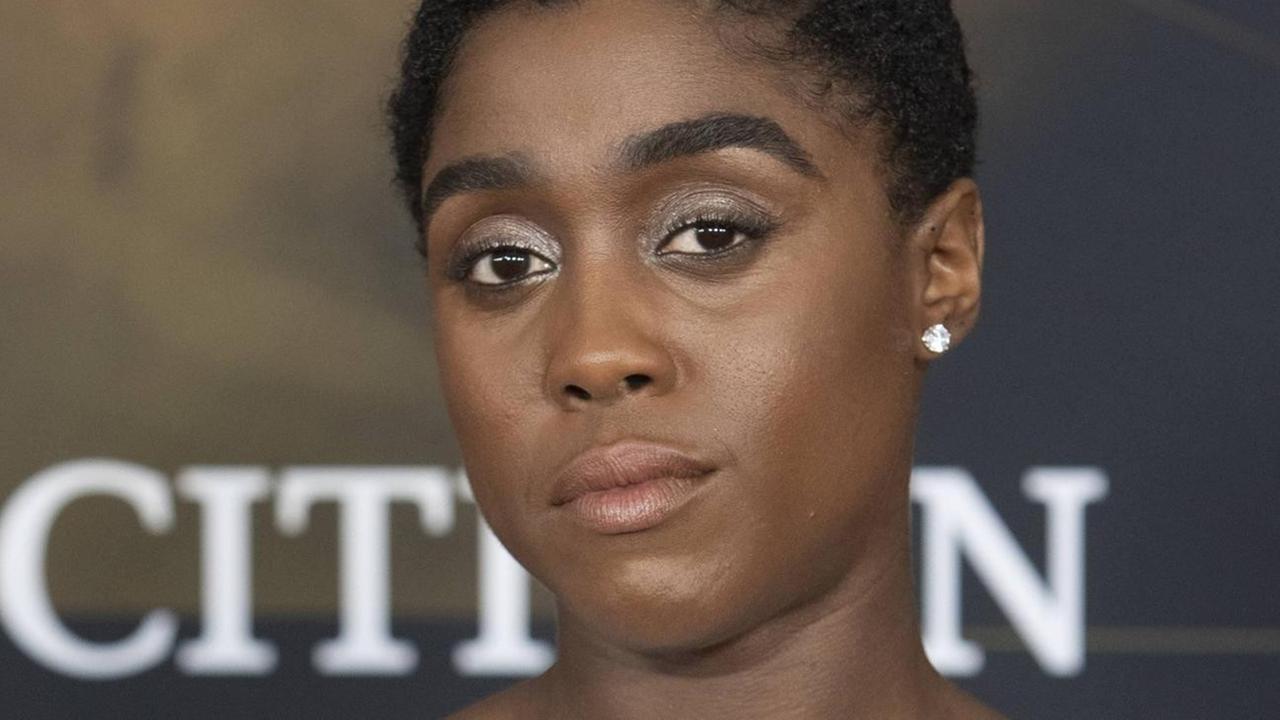 Die schwarze Schauspielerin Lashana Lynch bei der Premiere von Captain Marvel. Die schwarze Schauspielerin Lashana Lynch bei der Premiere von Captain Marvel.