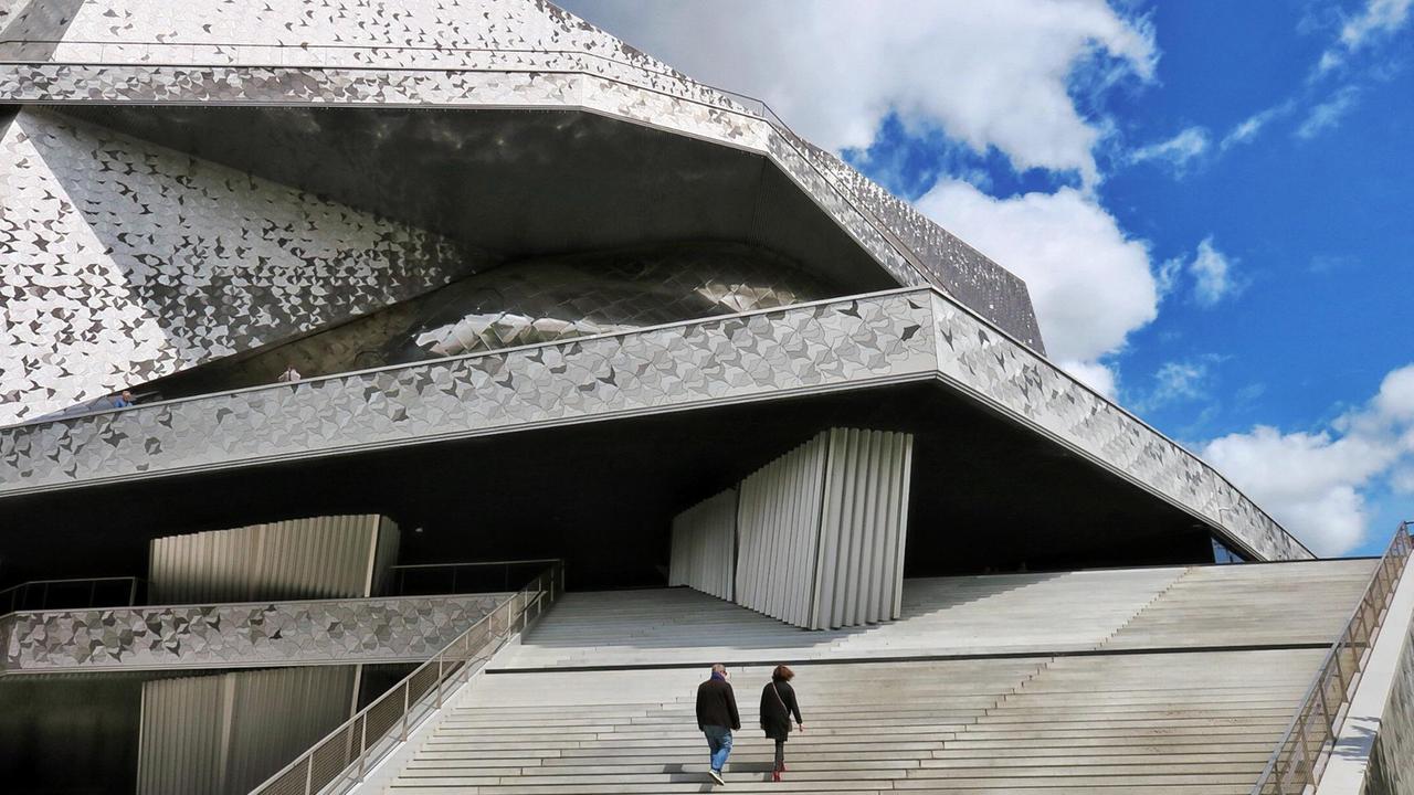 Die vom Architekten Jean Nouvel entworfene Philharmonie de Paris. Die vom Architekten Jean Nouvel entworfene Philharmonie de Paris.