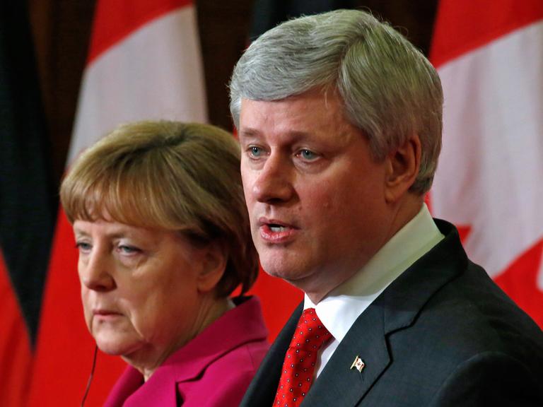 Bundeskanzerlin Angela Merkel und Kanadas Premierminister Stephen Harper