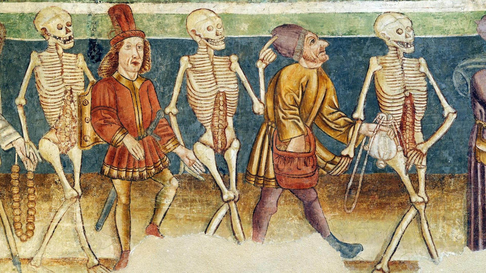 Totentanz, Fresken von 1490 von Johannes aus Kastav, Dreifaltigkeitskirche Hrastovlje im Tal der Rizana, Slowenien. Totentanz, Fresken von 1490 von Johannes aus Kastav, Dreifaltigkeitskirche Hrastovlje im Tal der Rizana, Slowenien.