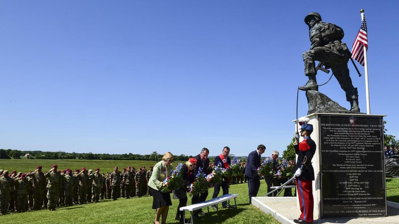 Die Statue Iron Mike, die an den D-Day in der Normandie erinnert. Die Statue Iron Mike, die an den D-Day in der Normandie erinnert.