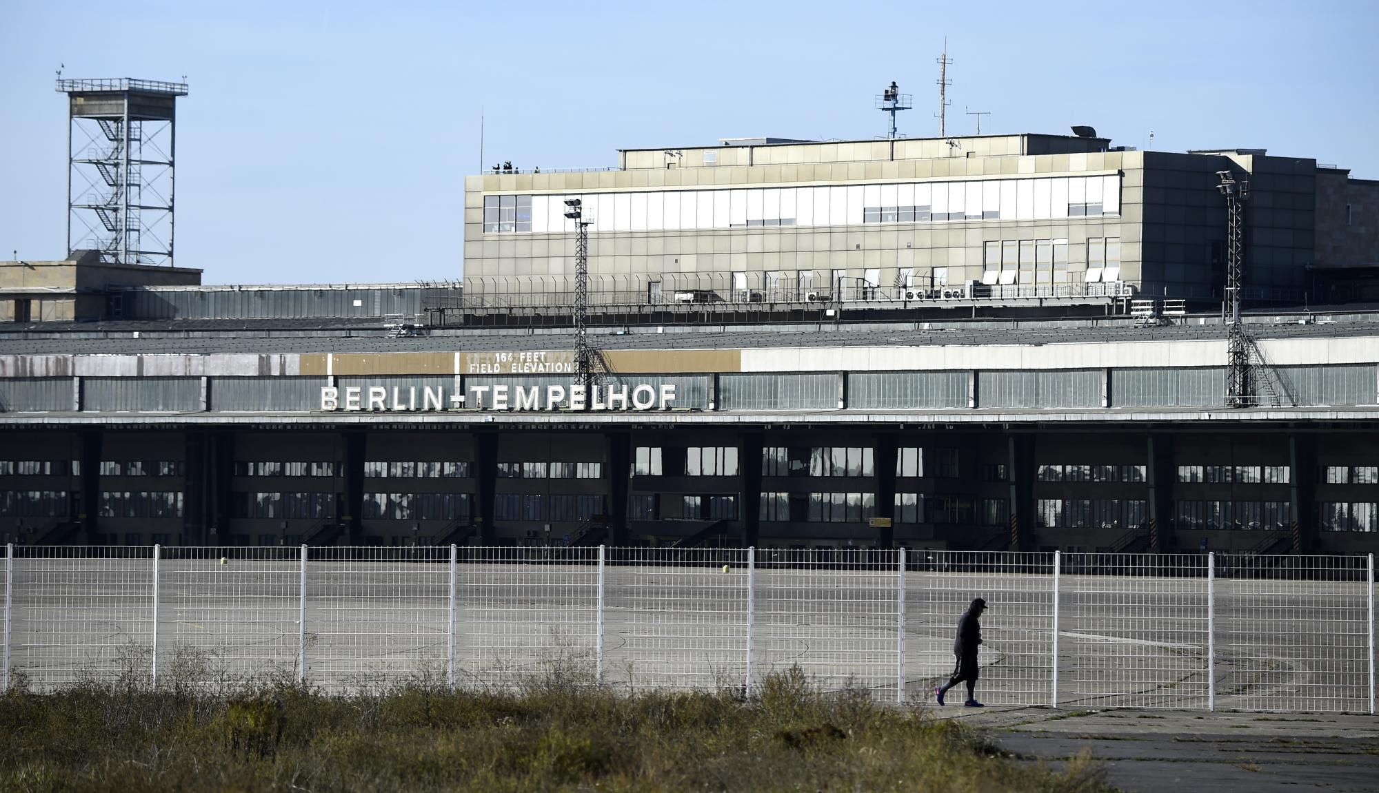 Flüchtlingen Und Der Volksentscheid - Berliner Streiten über ...