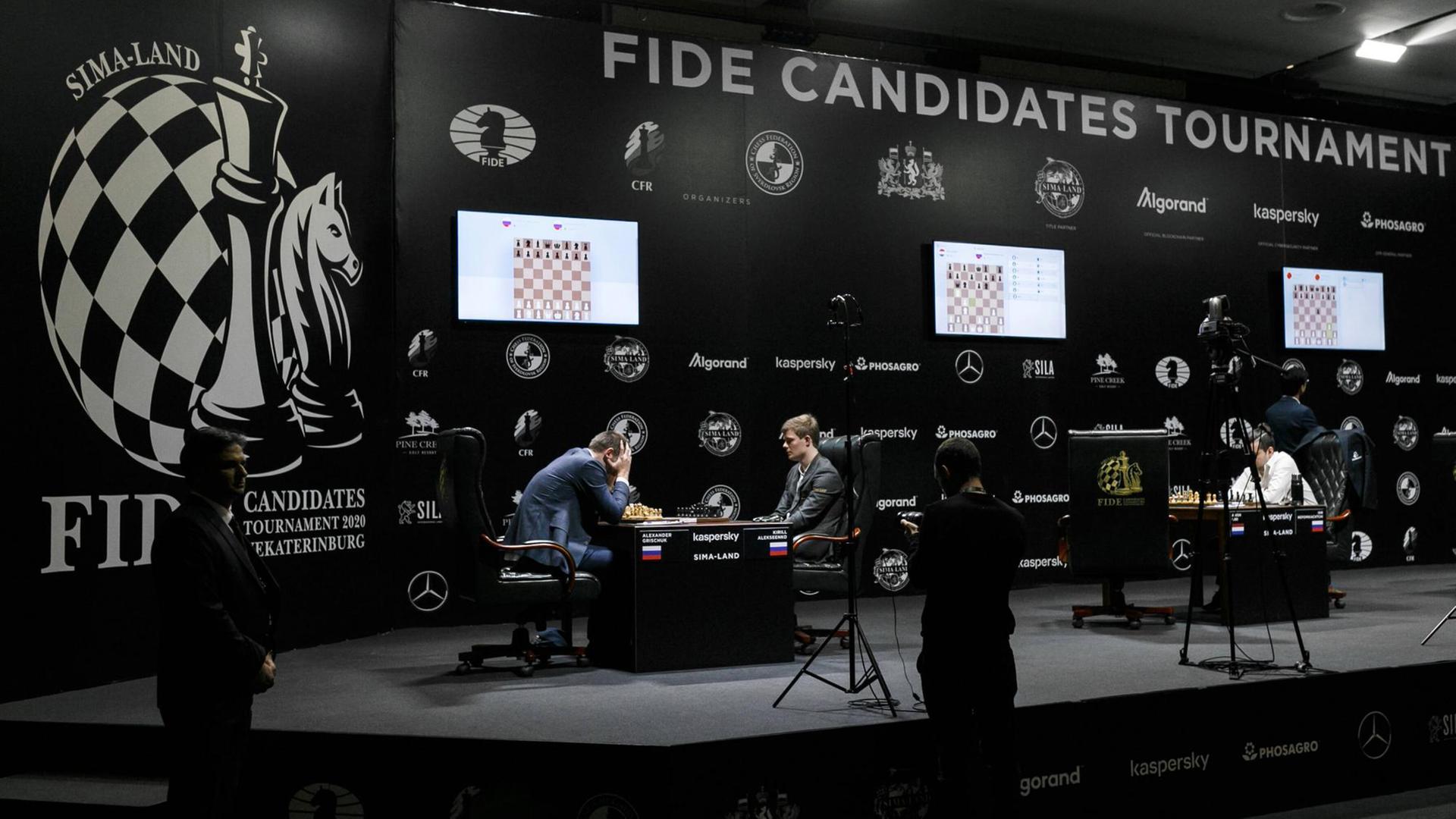 YEKATERINBURG, RUSSIA - MARCH 17, 2020: Participants in the 2020 FIDE Candidates chess tournament at the Hyatt Regency Ekaterinburg Hotel. The event is to determine who will challenge Magnus Carlsen for the title of the World Chess Champion. The event is held behind closed doors due to the coronavirus pandemic. Alexei Kolchin/TASS PUBLICATIONxINxGERxAUTxONLY TS0D282B
