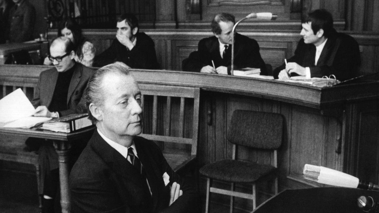 Verleger Axel Springer am 4. März 1970 im Zeugenstuhl Verleger Axel Springer am 4. März 1970 im Zeugenstuhl