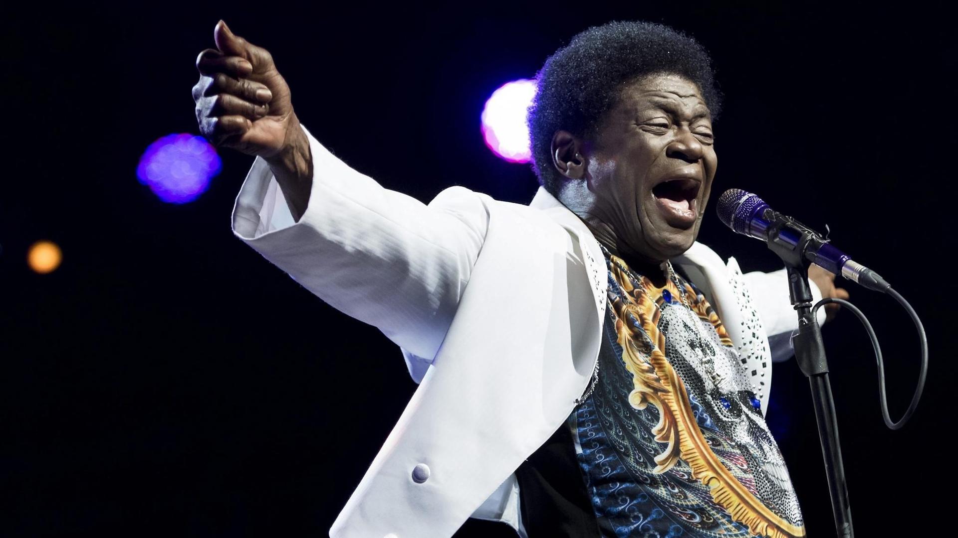 Der afroamerikanische Soulsänger Charles Bradley 2016 beim 50. Montreux Jazz Festival. JEAN-CHRISTOPHE BOTT EDITORIAL USE ONLY | Der afroamerikanische Soulsänger Charles Bradley 2016 beim 50. Montreux Jazz Festival. JEAN-CHRISTOPHE BOTT EDITORIAL USE ONLY |