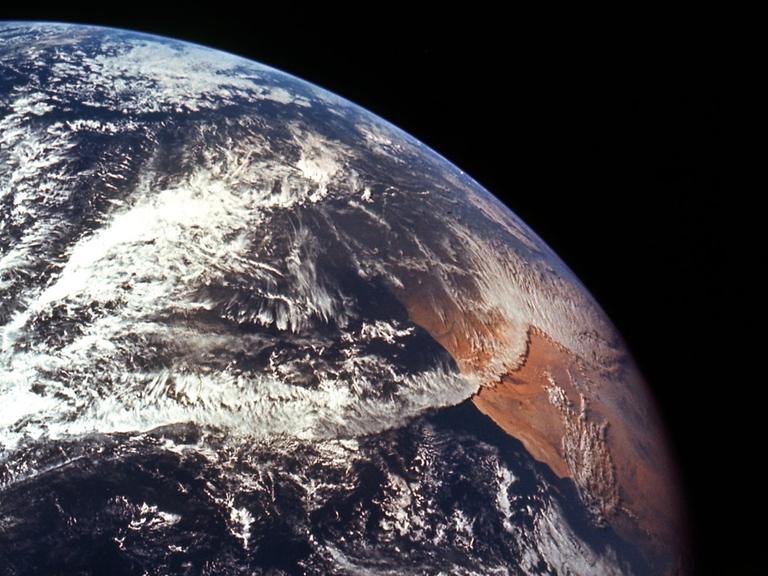 Satellitenaufnahme der Erdkugel