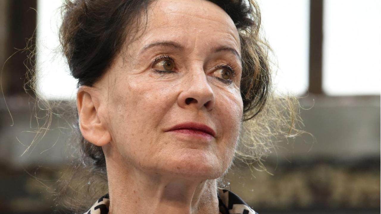 Die Dramaturgin und Festival-Direktorin Stefanie CARP, Deutschland, wird ab 2018 die neue Intendantin der Ruhrtriennale, Pressekonferenz zur Vorstellung von Stefanie CARP als neuer Intendantin der Ruhrtriennale, Â | Verwendung weltweit Die Dramaturgin und Festival-Direktorin Stefanie CARP, Deutschland, wird ab 2018 die neue Intendantin der Ruhrtriennale, Pressekonferenz zur Vorstellung von Stefanie CARP als neuer Intendantin der Ruhrtriennale, Â | Verwendung weltweit