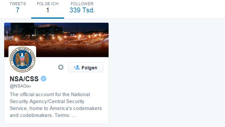 Snowden folgt bislang nur einem Account. Snowden folgt bislang nur einem Account.