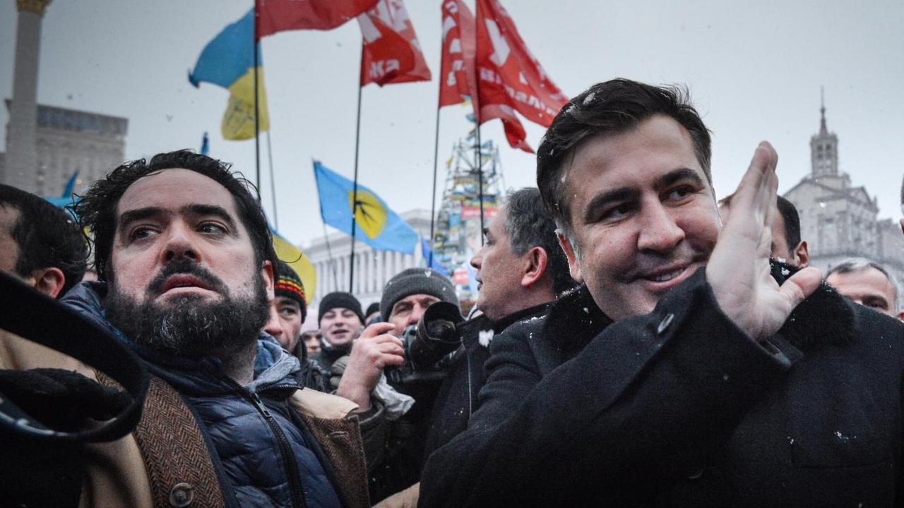 Der frühere Präsident Georgien, Michail Saakaschwili, besuchte im Sommer 2013 die Ukraine als Mitglied einer Delegation des Europäischen Parlaments.