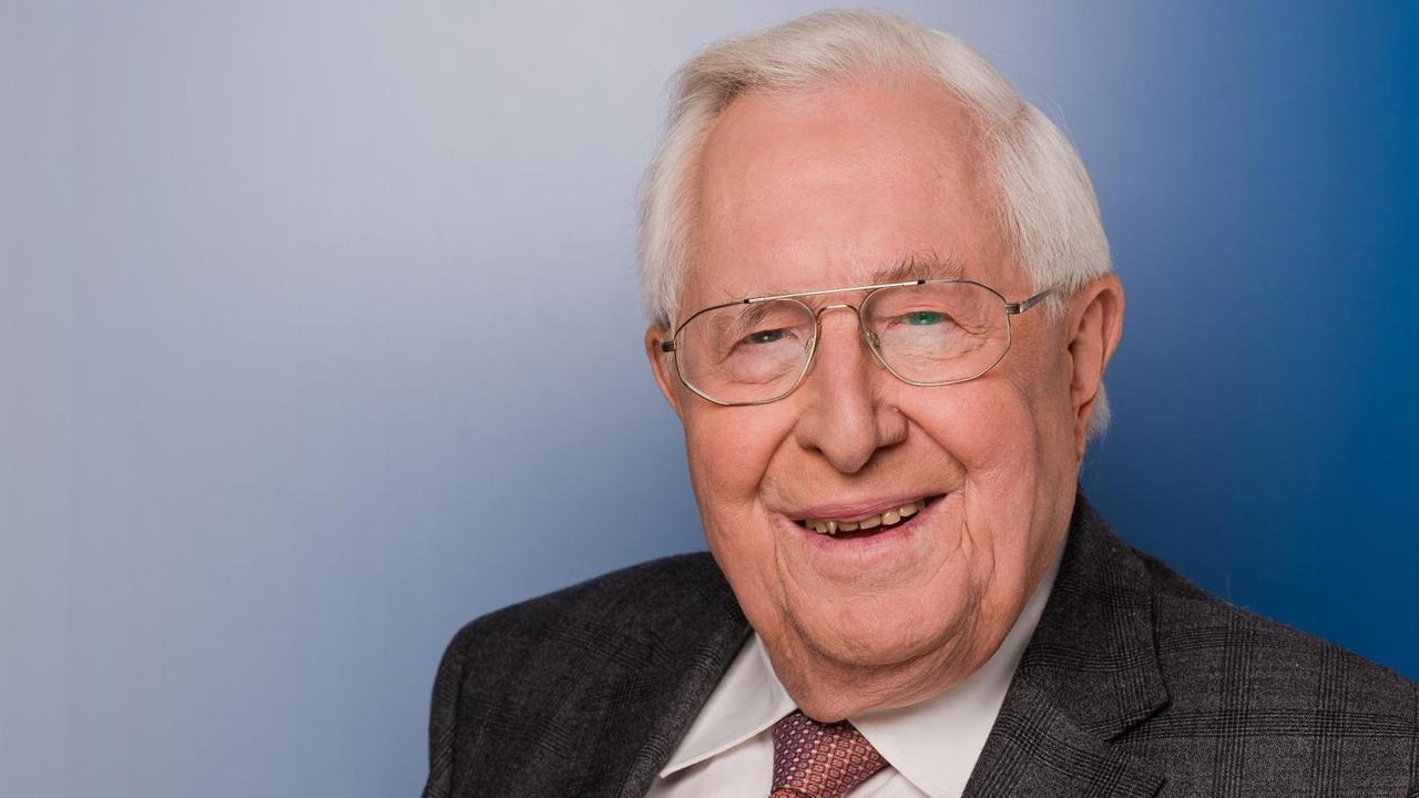 Der Politiker Prof.Dr. Bernhard Vogel, aufgenommen bei der MDR-Talkshow "Riverboat" am 23.02.2018 in Leipzig Der Politiker Prof.Dr. Bernhard Vogel, aufgenommen bei der MDR-Talkshow "Riverboat" am 23.02.2018 in Leipzig